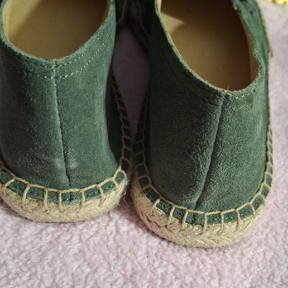 Talbots Green Floral Suede Loafers - Picture 7 of 7